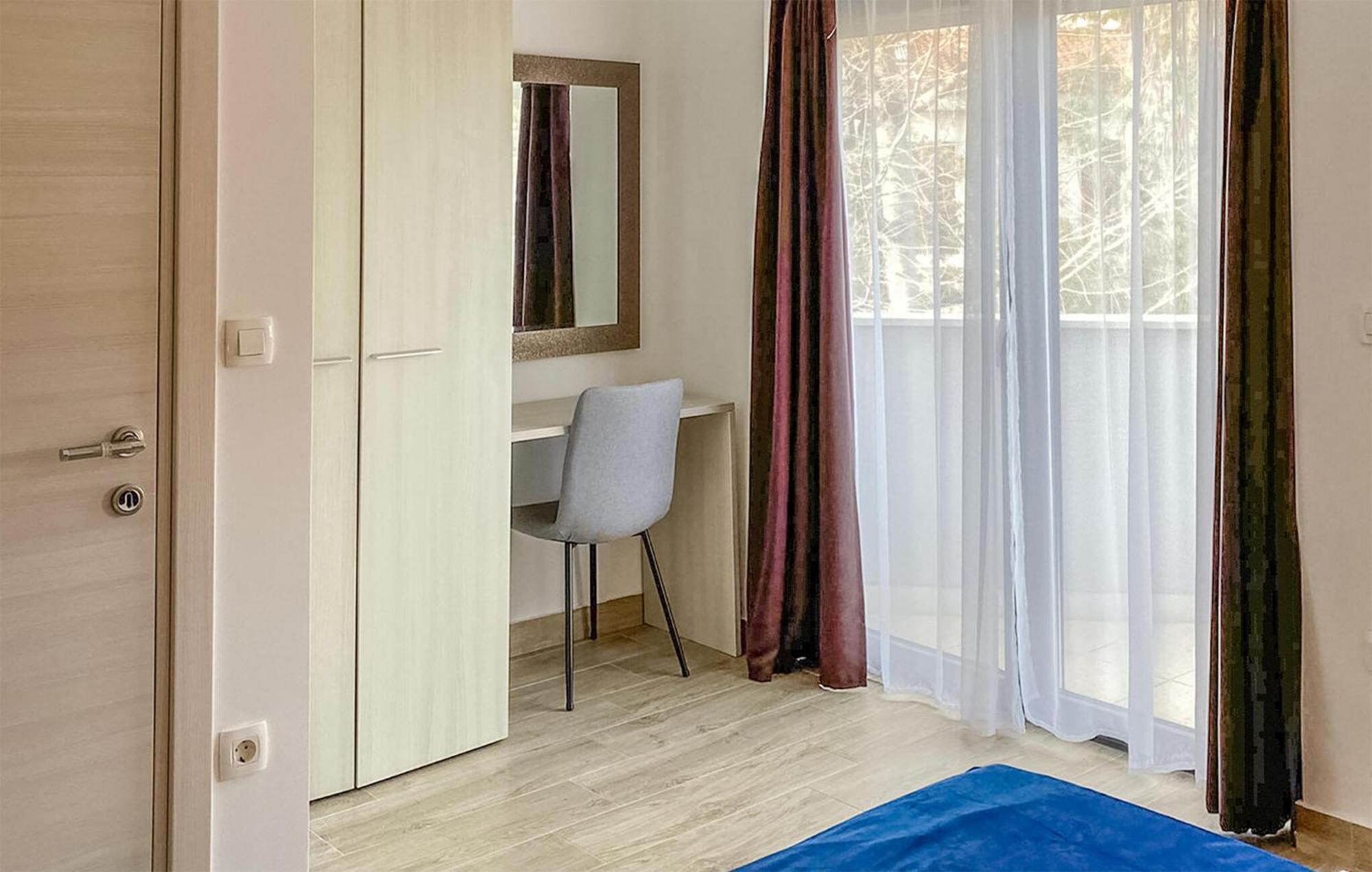 Stunning Apartment In Pjescana Uvala With Wifi Buitenkant foto